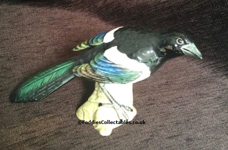 Beswick Birds Magpie quality figurine