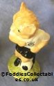 Beswick Footballing Felines Dribble quality figurine