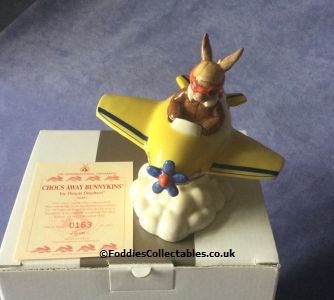 Royal Doulton Bunnykins Chocs Away quality figurine