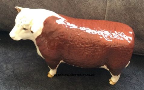 Beswick Cattle Hereford Bull 2nd Version quality figurine