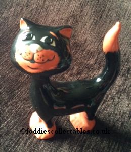 Lorna Bailey Cats Precious Cat quality figurine